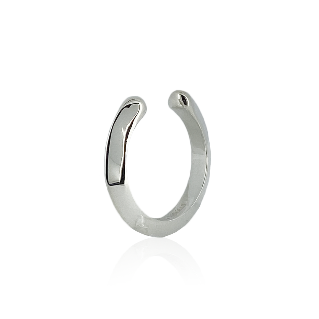 FINE TRIANGLE WIRE EAR CUFF M(片耳用) / FE-009