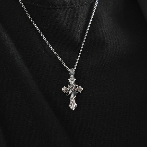 THORN CROSS PENDANT M / XP-015