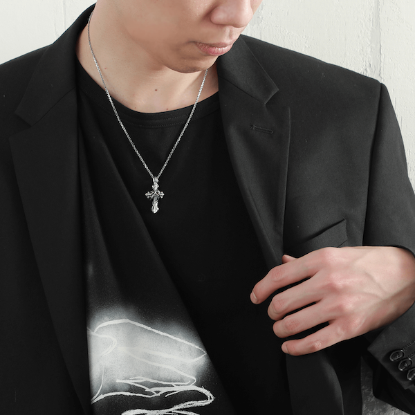 THORN CROSS PENDANT M / XP-015