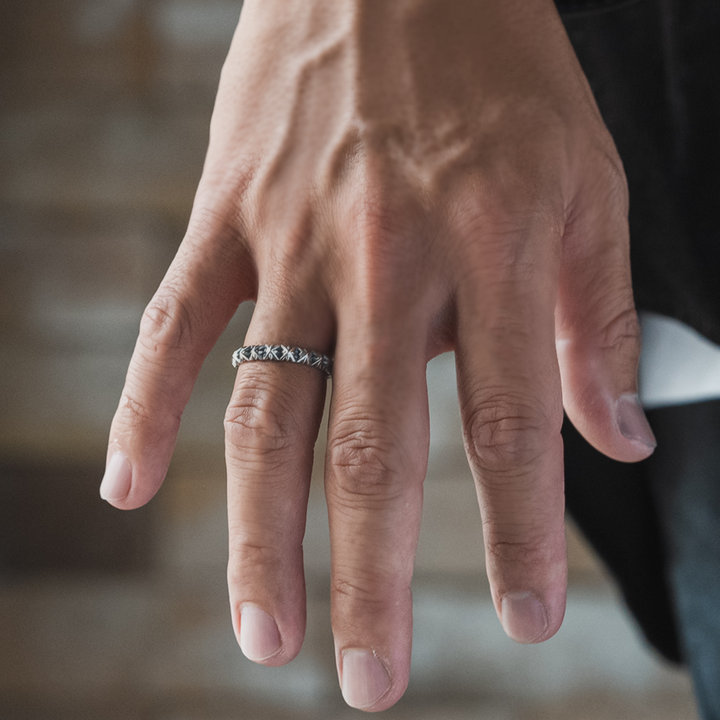 TRIPLE X STUDS NARROW RING / XR-032