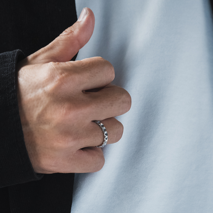 TRIPLE X STUDS NARROW RING / XR-032