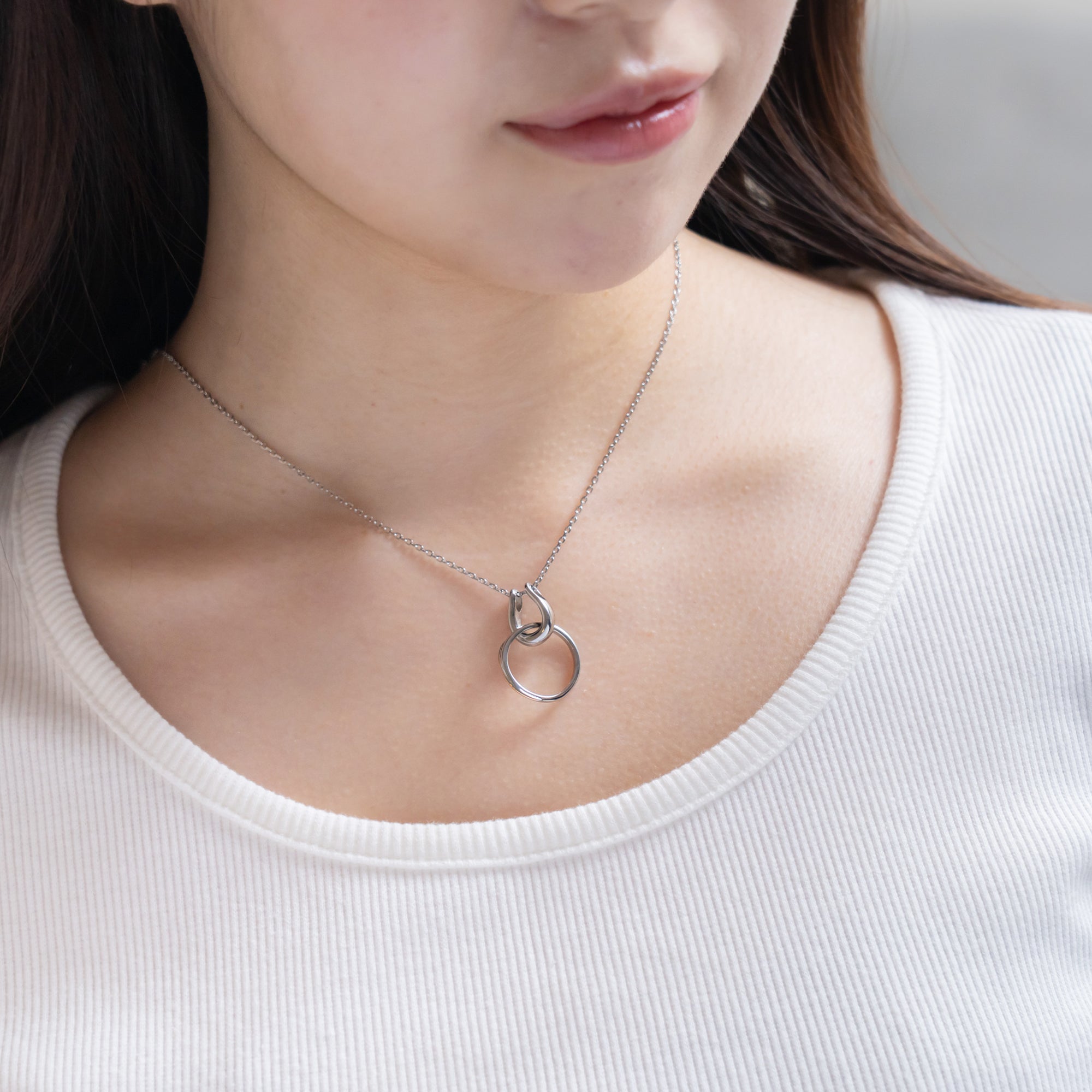 ネックレスです。 ホースシューネックレス / BSN-724 – BLESS