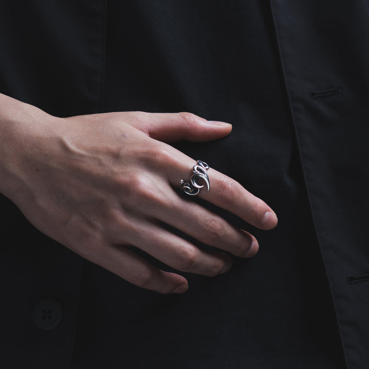 URBAN TRIBAL HEART RING / L-643