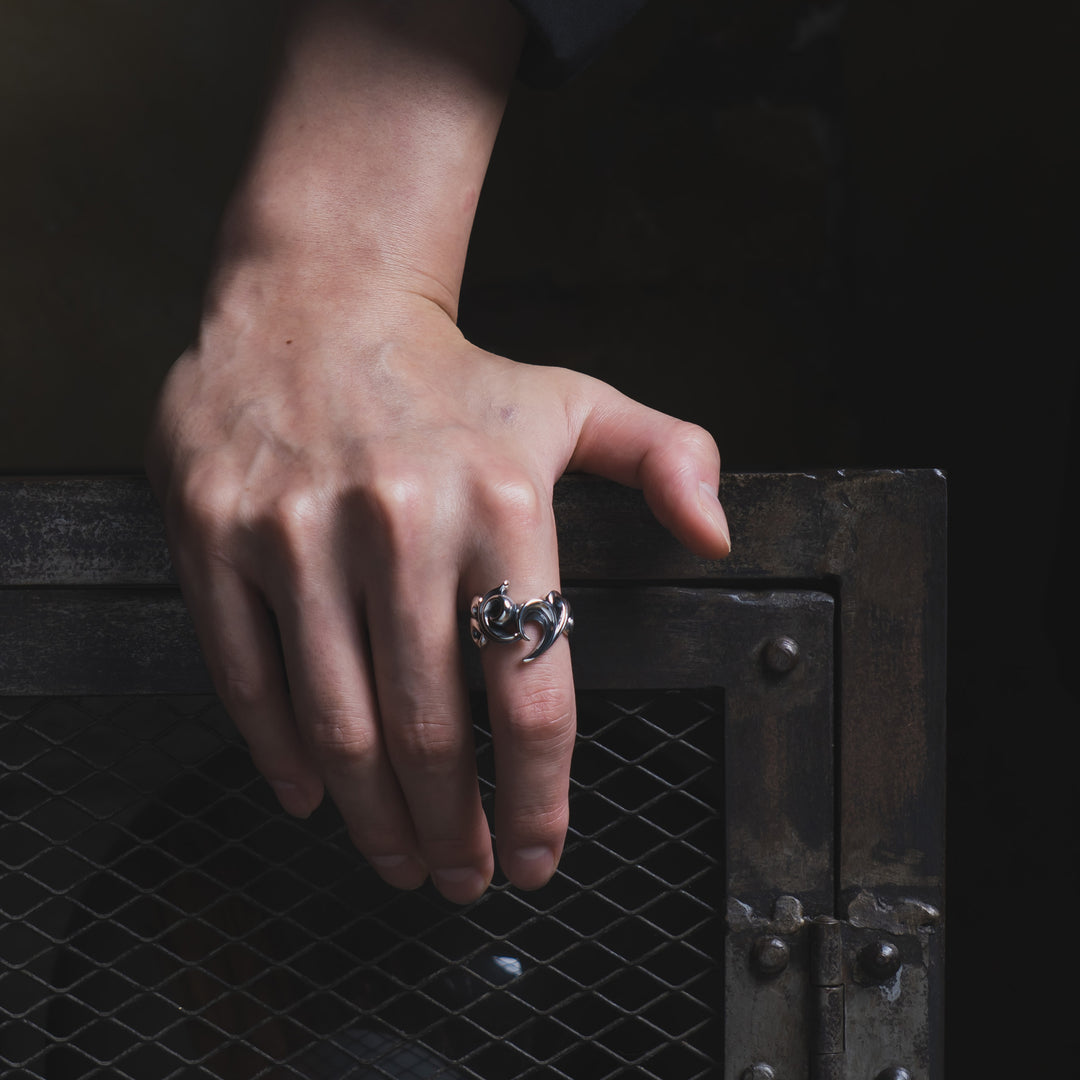 URBAN TRIBAL HEART RING / L-643