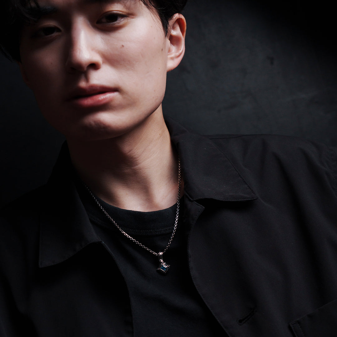 URBAN TRIBAL SQUARE PENDANT M/X0201