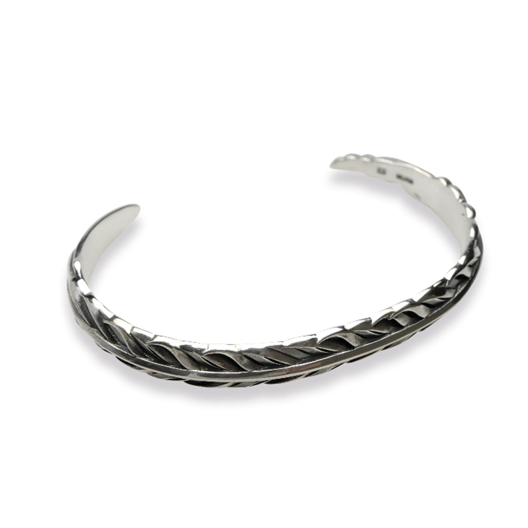 INTELLECTUAL FEATHER BANGLE / XB-008