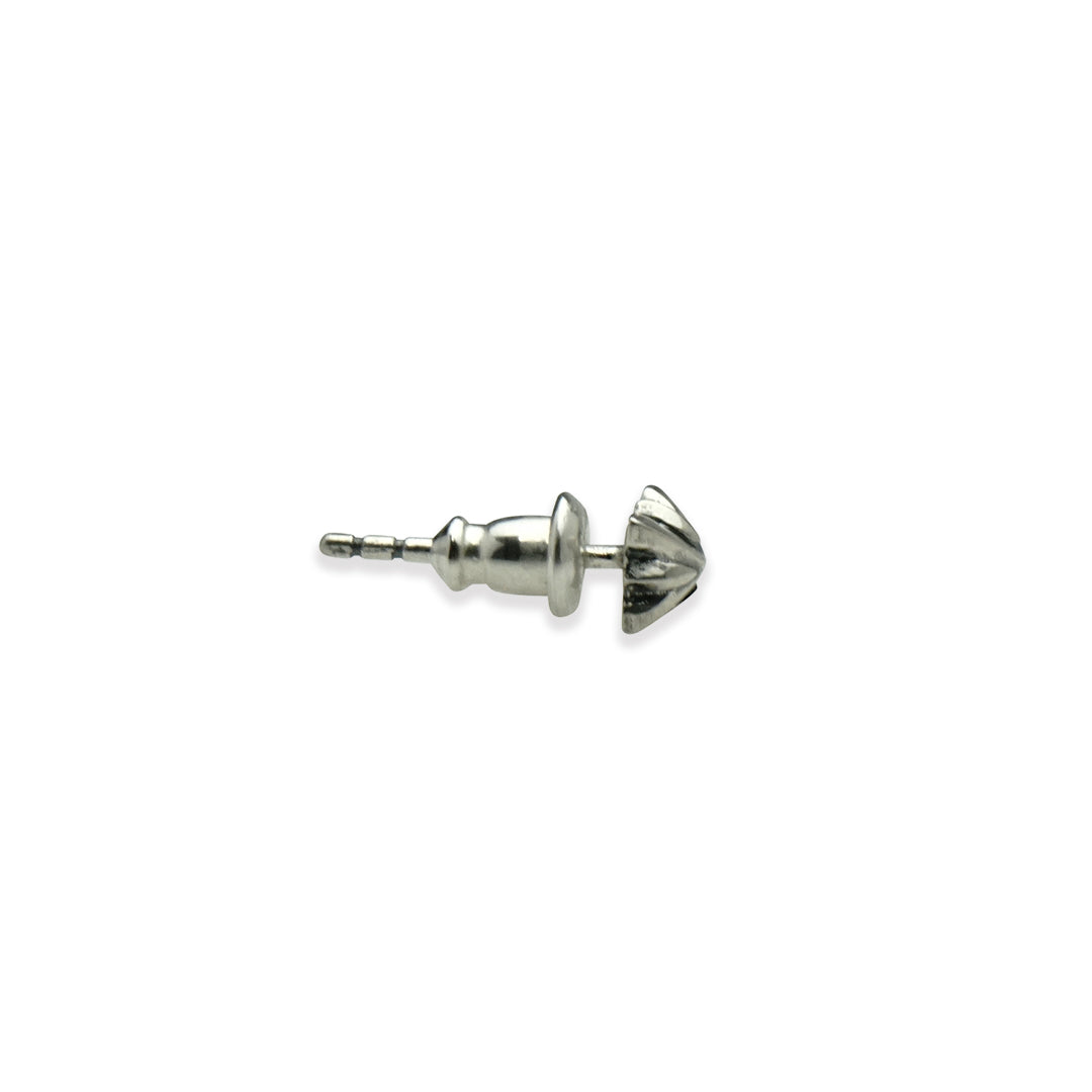 TRIPLE X STUDS PIERCE(片耳用) / XE-015 – BLESS