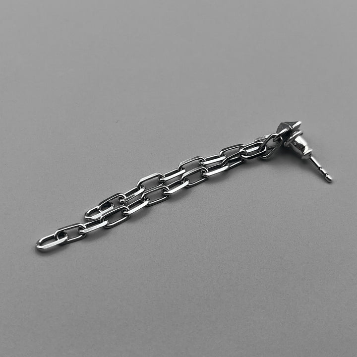 TRIPLE X STUDS CHAIN PIERCE(片耳用) / XE-042