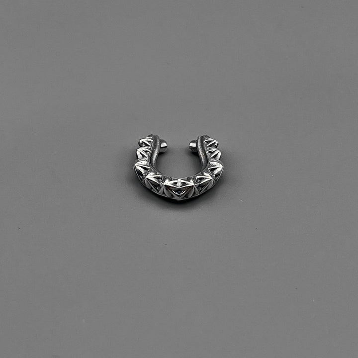 TRIPLE X HORSE SHOE EAR CUFF(片耳用) / XE-044