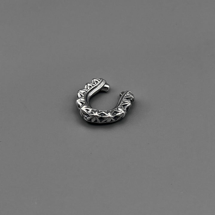 TRIPLE X HORSE SHOE EAR CUFF(片耳用) / XE-044