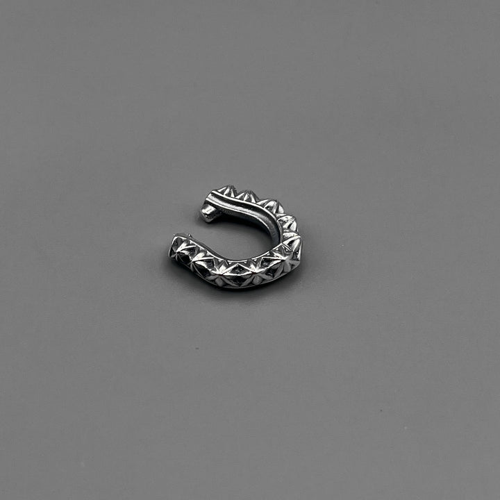 TRIPLE X HORSE SHOE EAR CUFF(片耳用) / XE-044