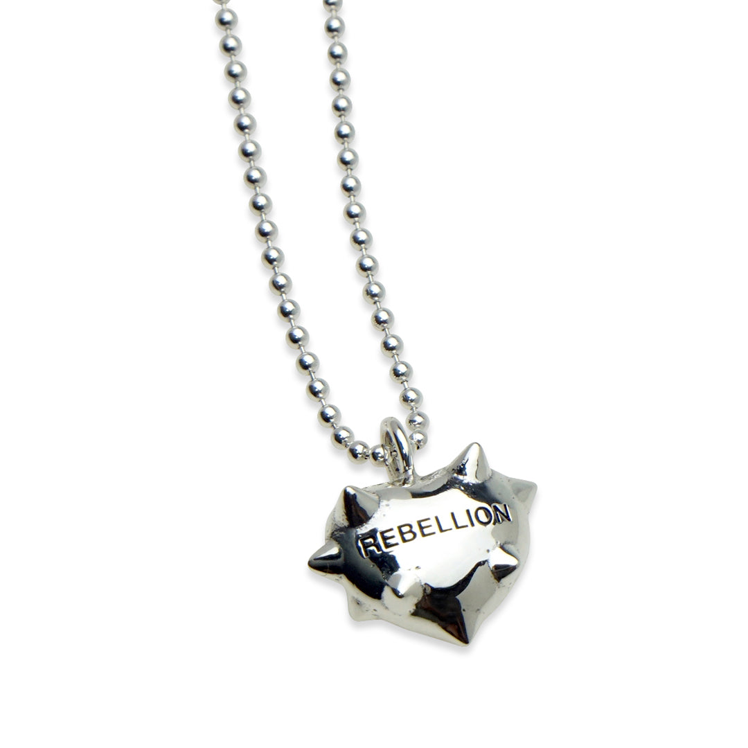 OFF THE WALL REBELLION HEART PENDANT / XP-159