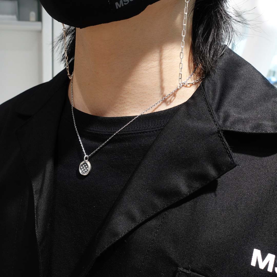 TRIPLE X SEAL PENDANT S / XP-170