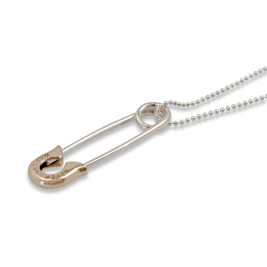 OFF THE WALL NEVER HURT YOU SAFETY PIN PENDANT K10YG COMBI / XP-173