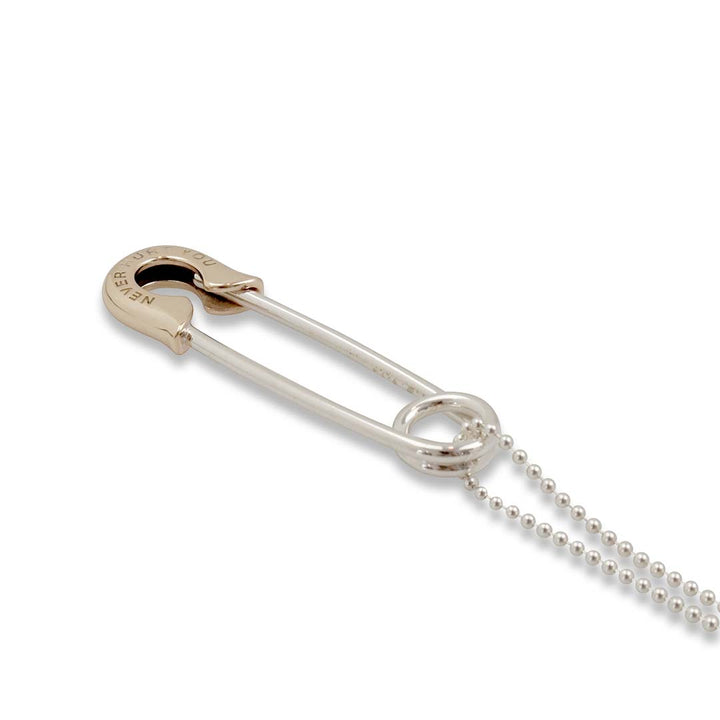 OFF THE WALL NEVER HURT YOU SAFETY PIN PENDANT K10YG COMBI / XP-173
