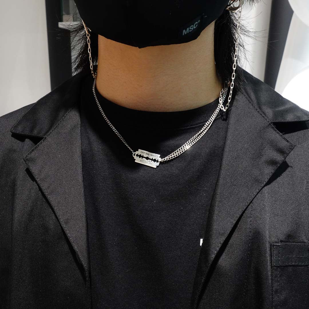 OFF THE WALL RAZOR NECKLACE / XP-189