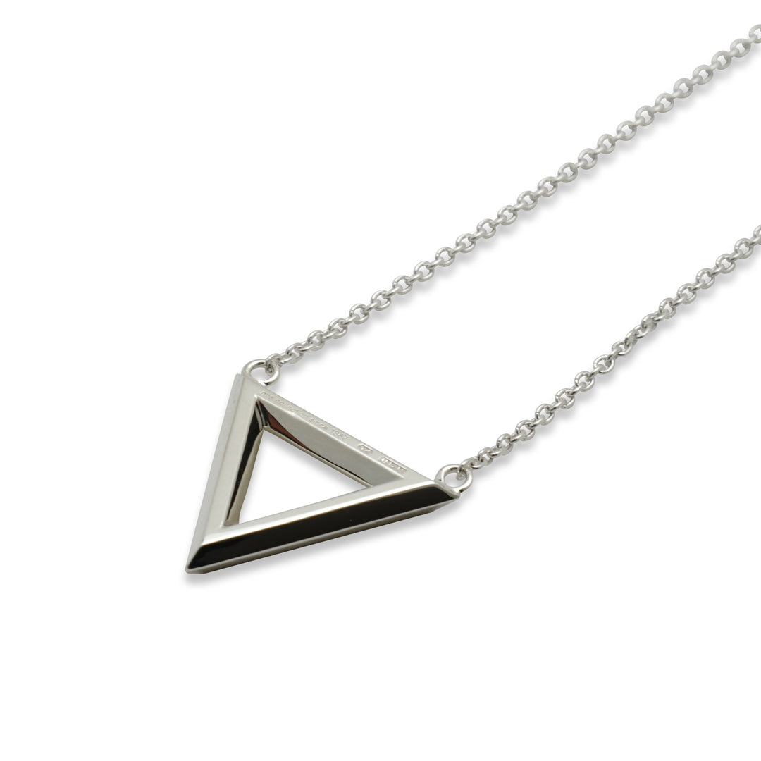 FINE TRIANGLE NECKLACE / FP-004
