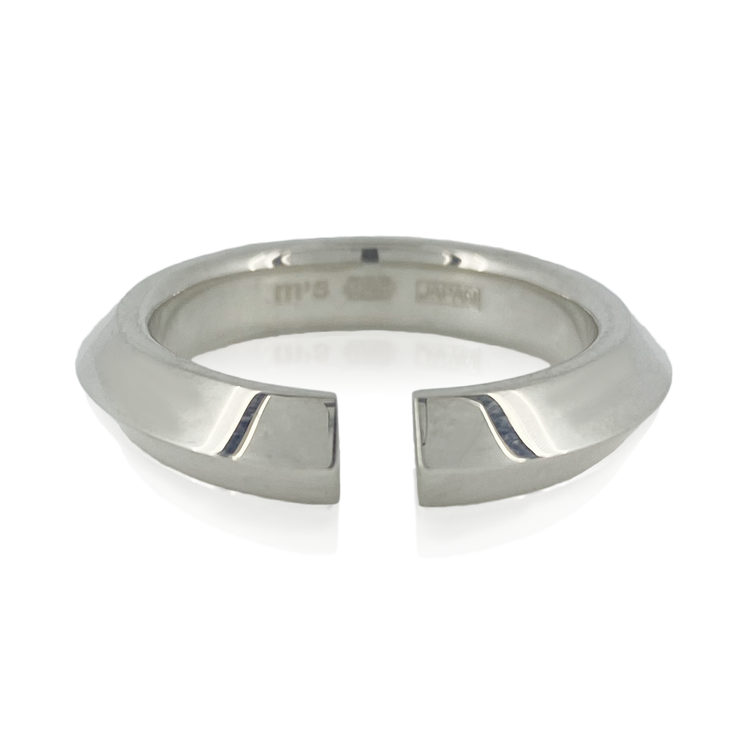 FINE TRIANGLE FREE RING / FR-002