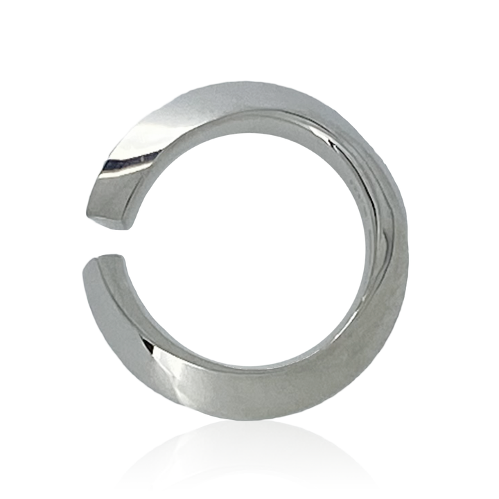 FINE TWIST FREE RING