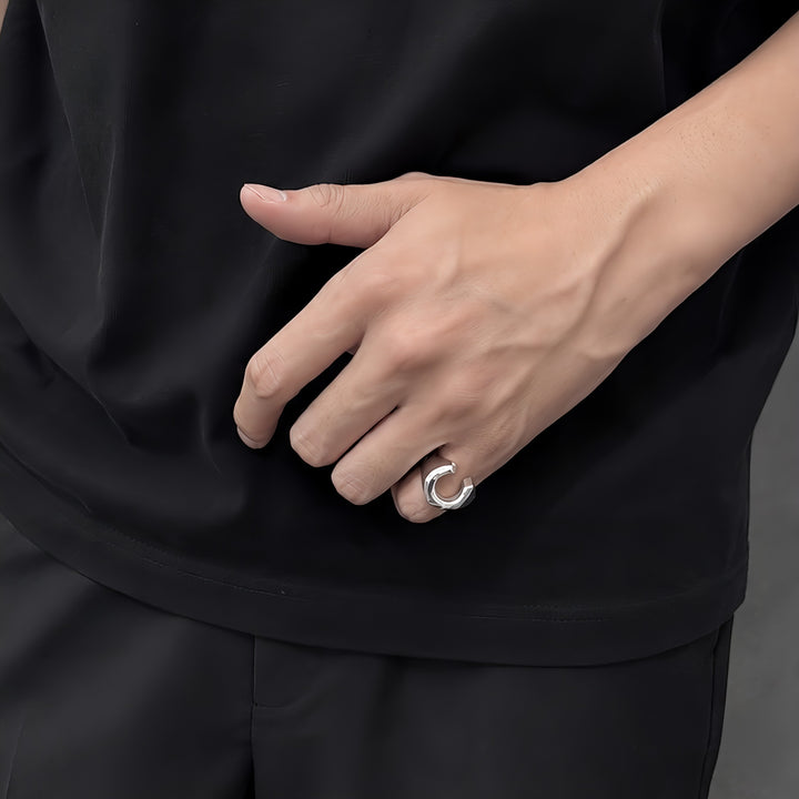 FINE EDGE HORSESHOE RING / FR-014