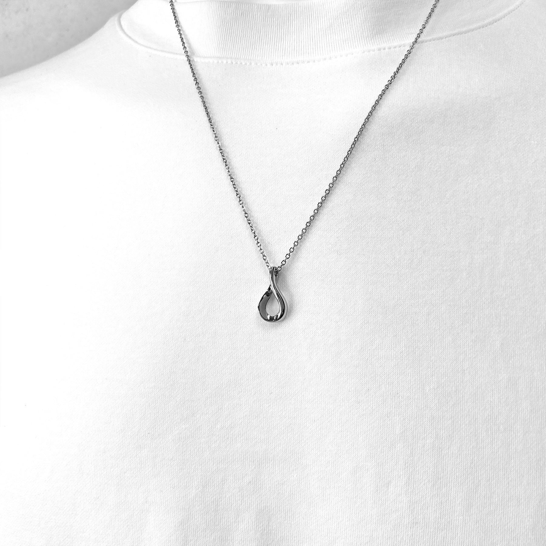 ティアドロップネックレス / SGN-419 – BLESS