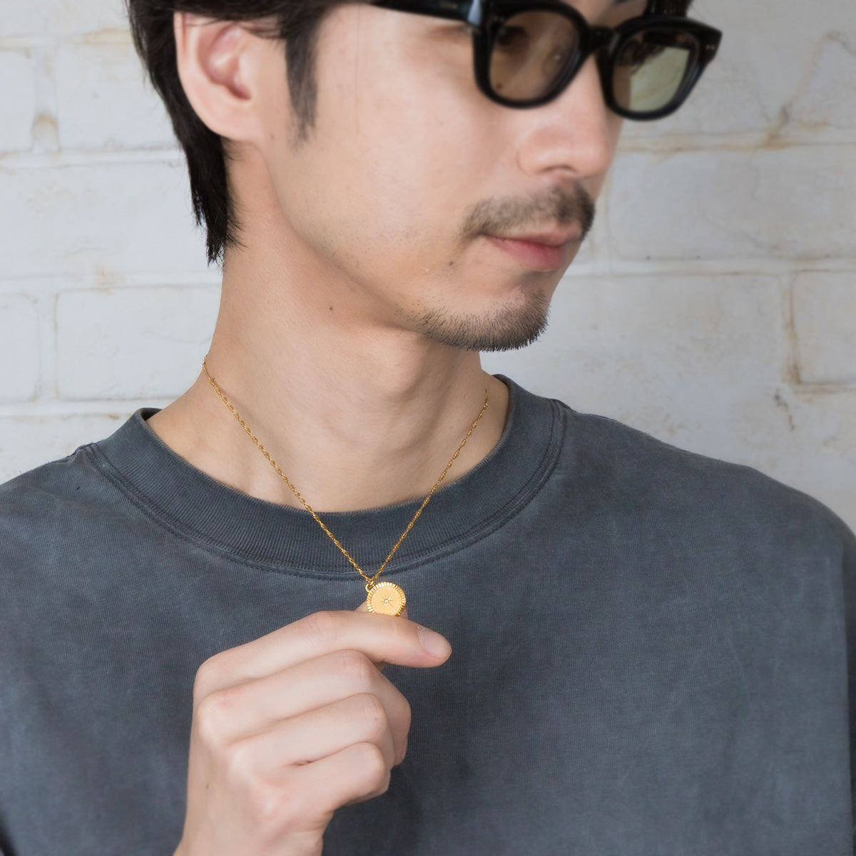 コンパスネックレス – BLESS