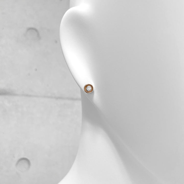 Stone earrings (single ear) / SGP-018SW