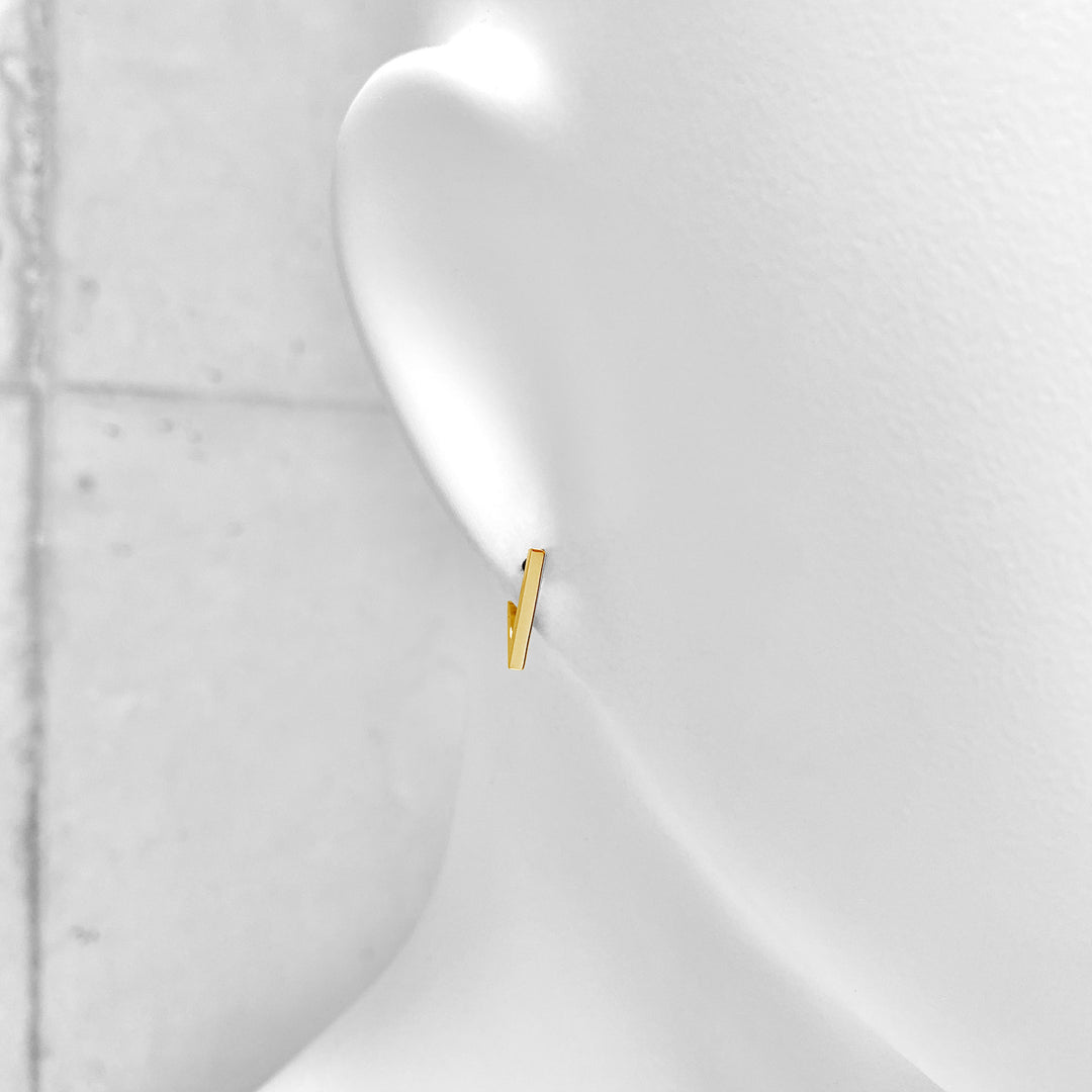 Triangle hoop earrings (single ear) / SGP-173