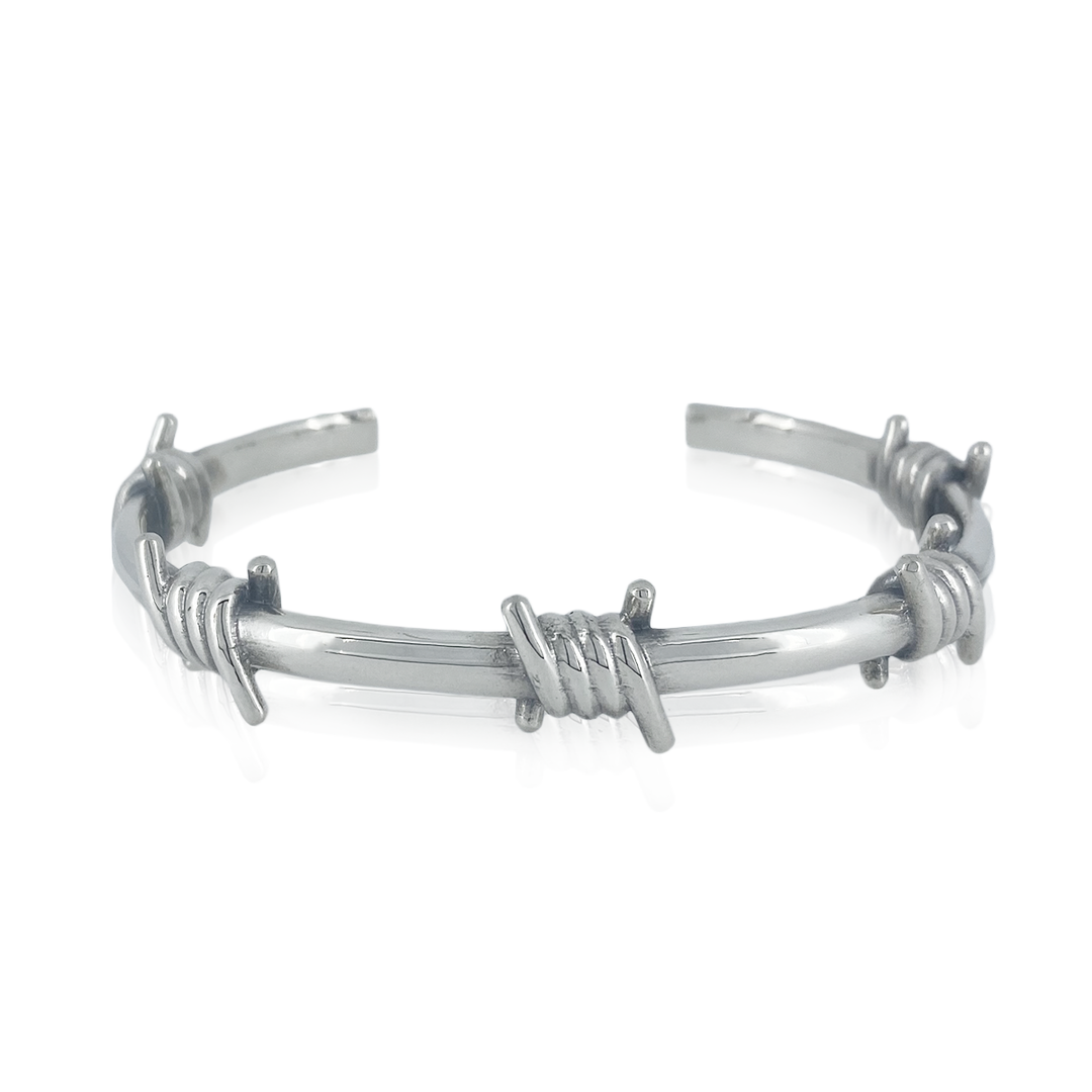 OFF THE WALL LIBERTY BARBED WIRE BANGLE