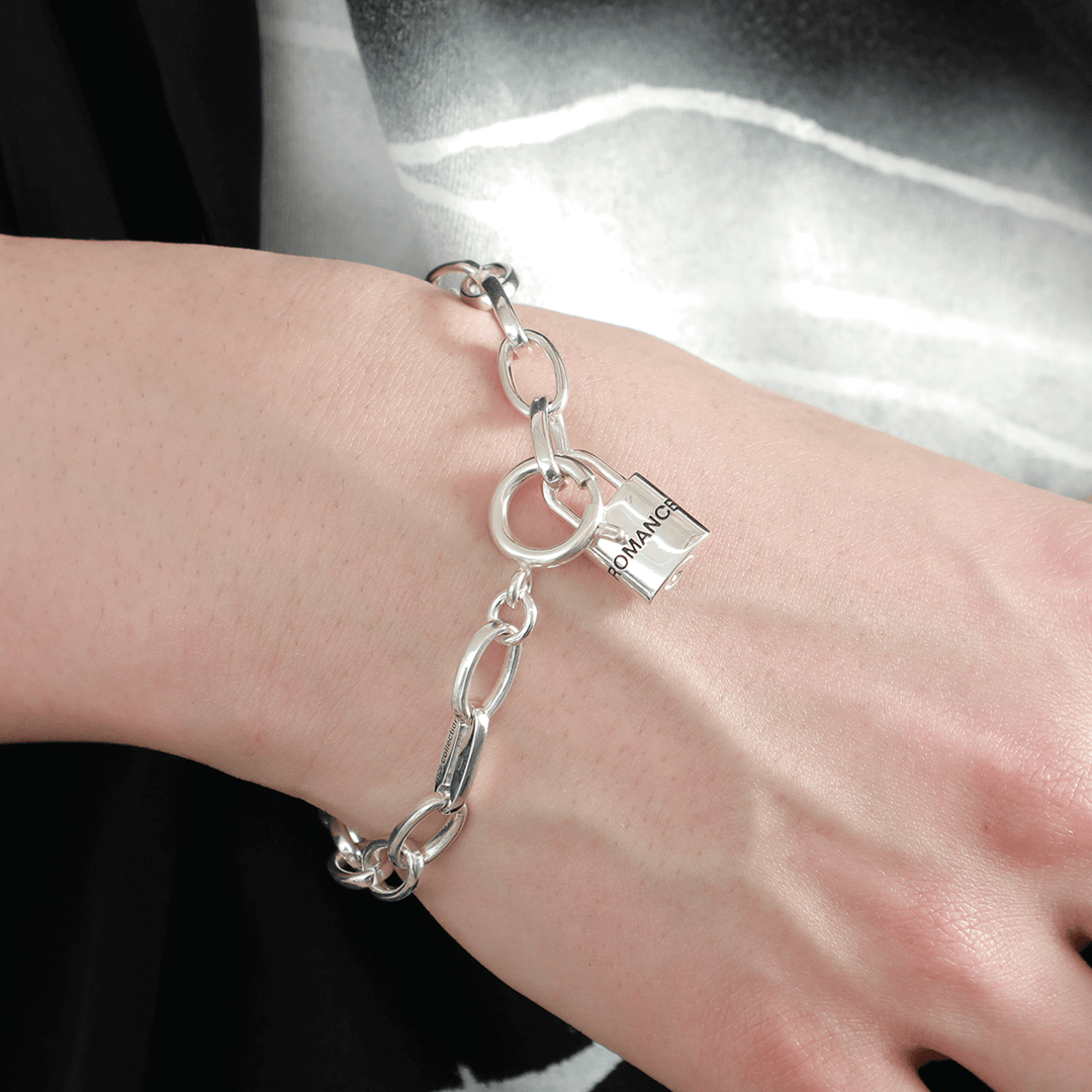 OFF THE WALL ROMANCE PADLOCK CHAIN BRACELET / XB-037