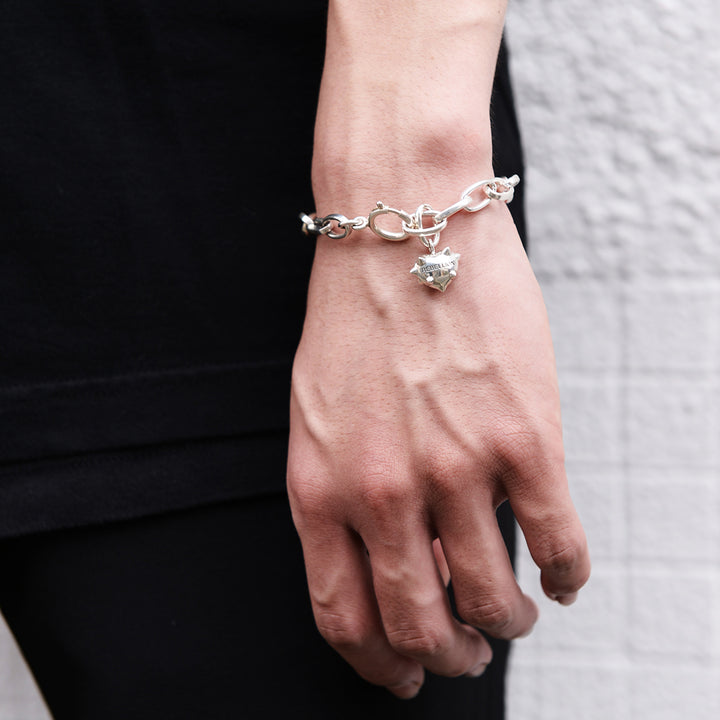 OFF THE WALL REBELLION HEART CHAIN ​​BRACELET / XB-038