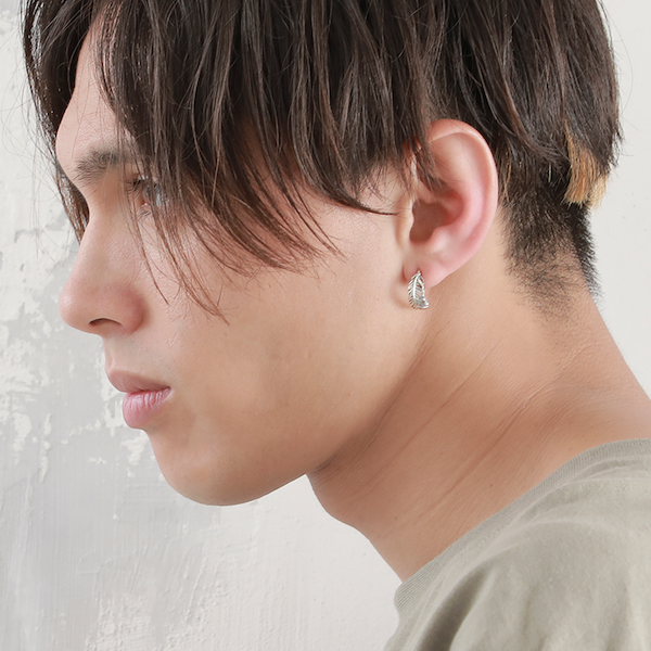 INTELLECTUAL FEATHER STUD PIERCE(片耳用)