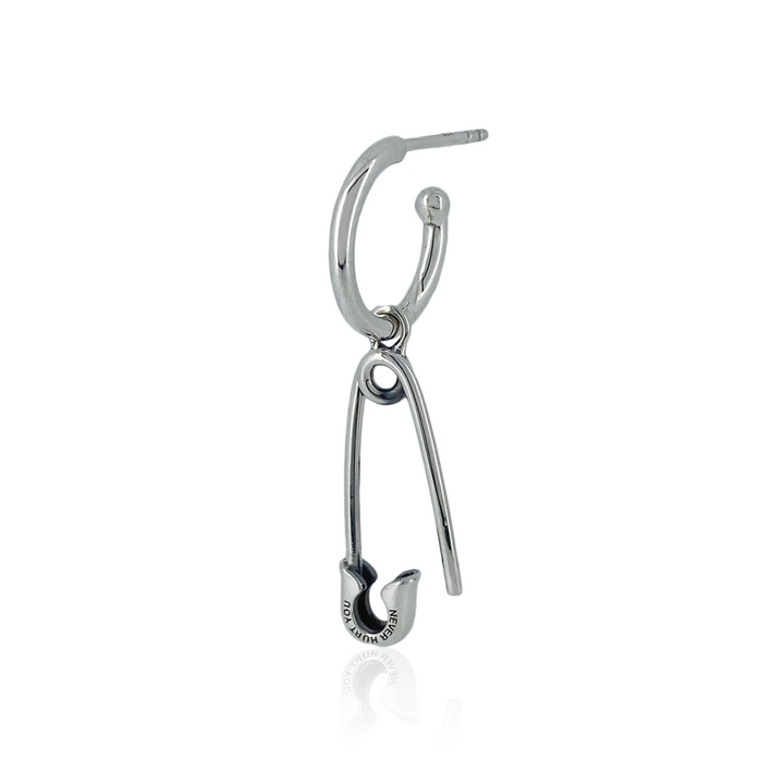 OFF THE WALL NEVER HURT YOU SAFETY PIN HOOP POST PIERCE(片耳用) / XE-022