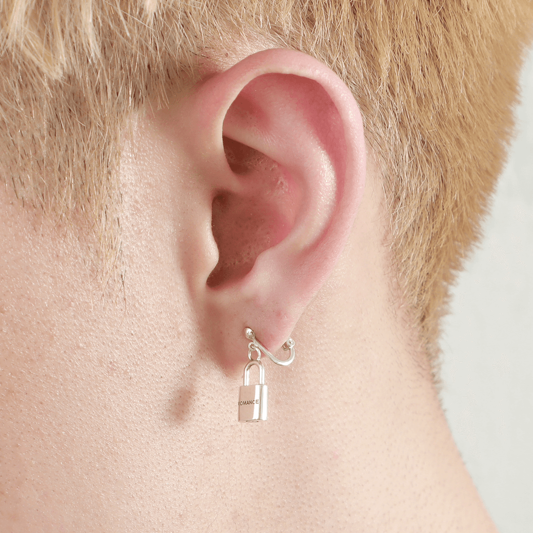 OFF THE WALL ROMANCE PADLOCK EARRING (for one ear) / XE-027