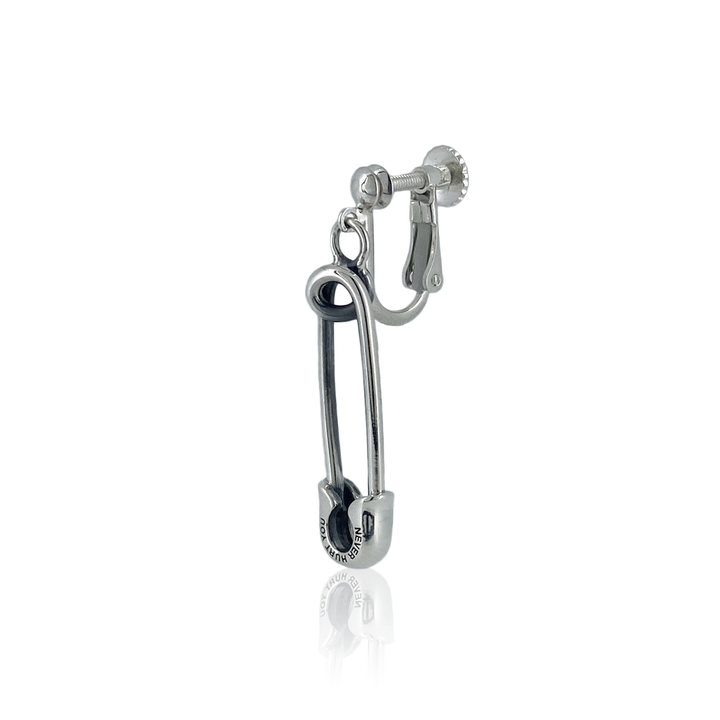 OFF THE WALL NEVER HURT YOU SAFETY PIN EARRING(片耳用)