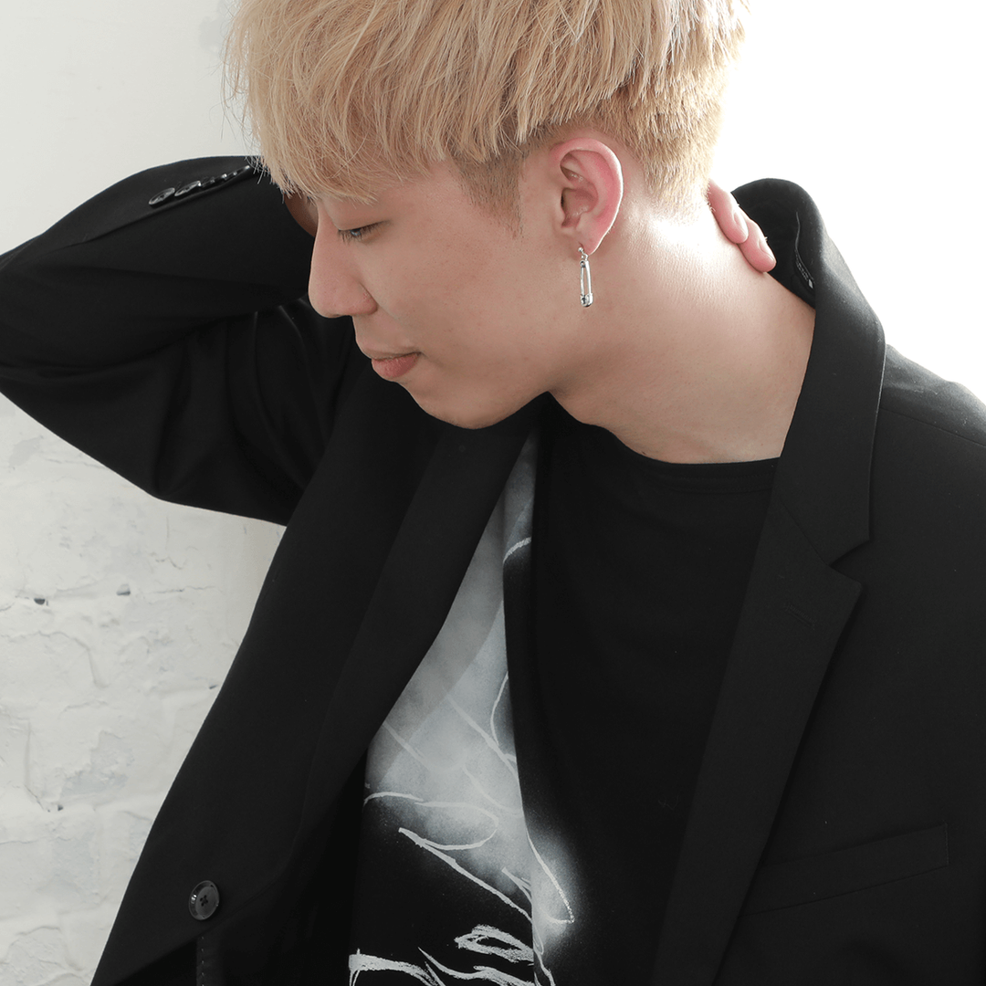 OFF THE WALL NEVER HURT YOU SAFETY PIN PIERCE(片耳用) / XE-031