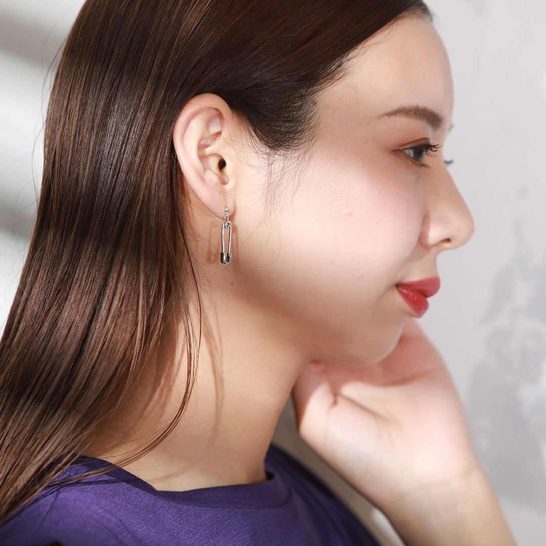 OFF THE WALL NEVER HURT YOU SAFETY PIN PIERCE(片耳用) / XE-031 – BLESS