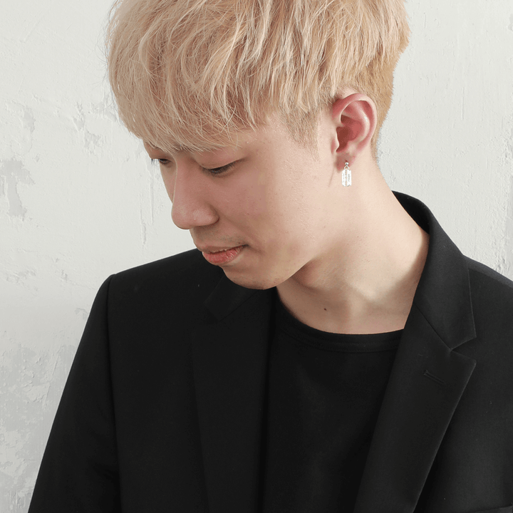 OFF THE WALL RAZOR PIERCE (for one ear) / XE-032