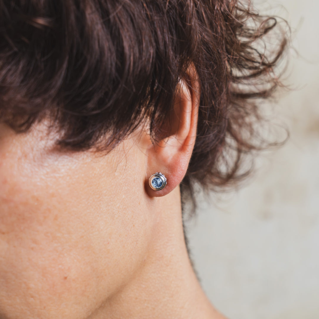 X STUDS ROUND PIERCE / XE-065