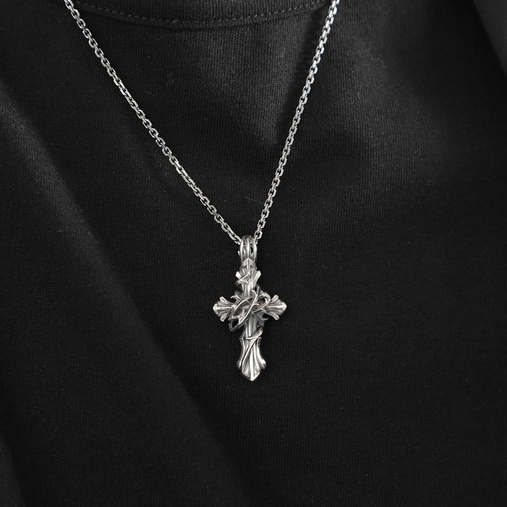 THORN CROSS PENDANT M/XP-015