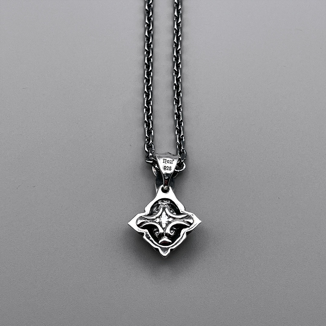 TRIPLE X EDITION URBAN TRIBAL PENDANT M/XP-145