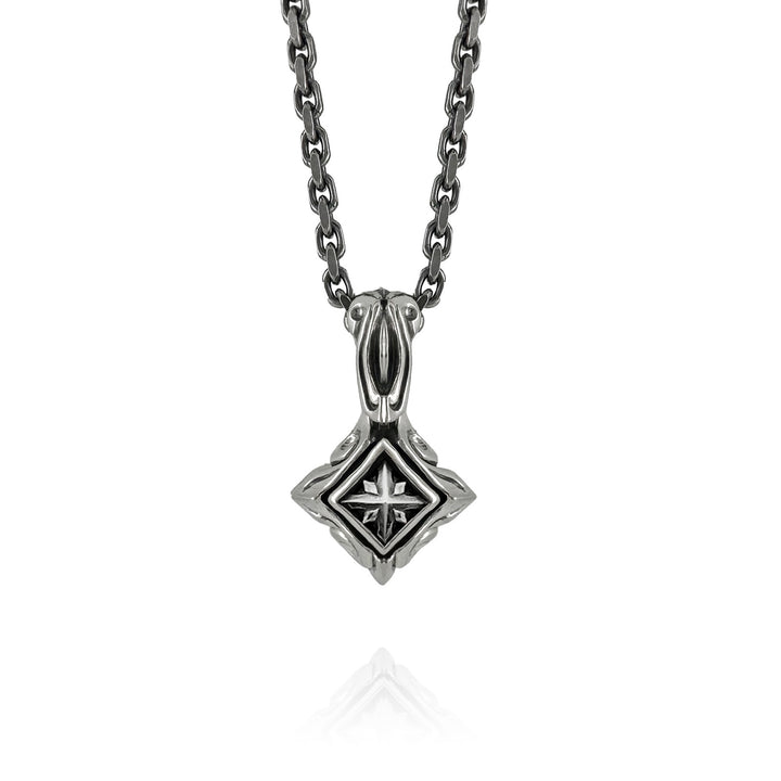 TRIPLE X EDITION URBAN TRIBAL PENDANT M / XP-145