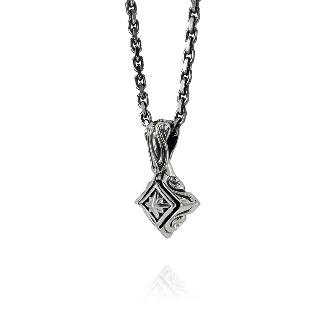 TRIPLE X EDITION URBAN TRIBAL PENDANT M / XP-145