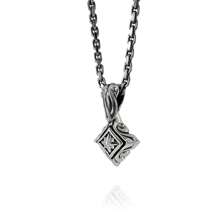 TRIPLE X EDITION URBAN TRIBAL PENDANT M / XP-145