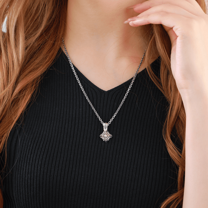 TRIPLE X EDITION URBAN TRIBAL PENDANT M / XP-145