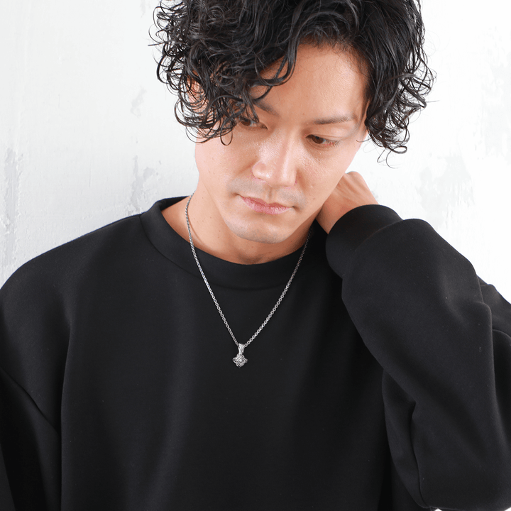 TRIPLE X EDITION URBAN TRIBAL PENDANT M / XP-145