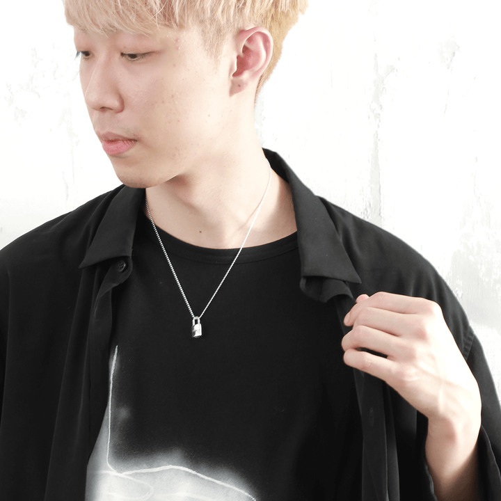 OFF THE WALL ROMANCE PADLOCK PENDANT / XP-153