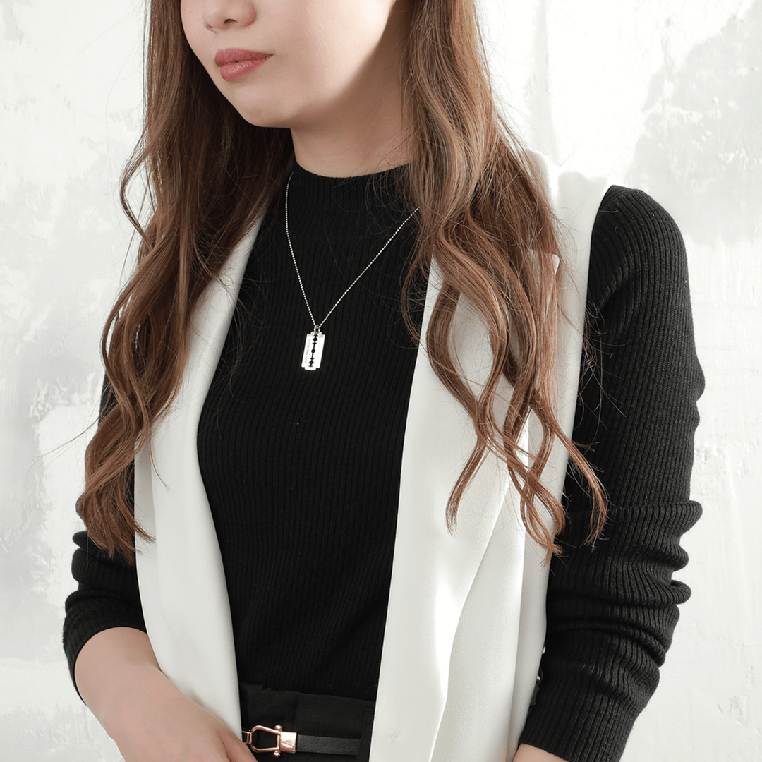 OFF THE WALL RAZOR PENDANT M/XP-155