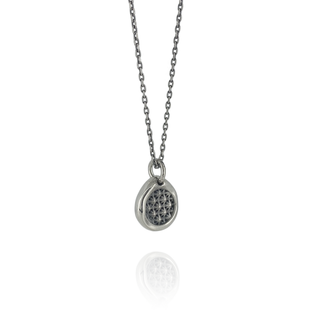 TRIPLE X SEAL PENDANT S / XP-170