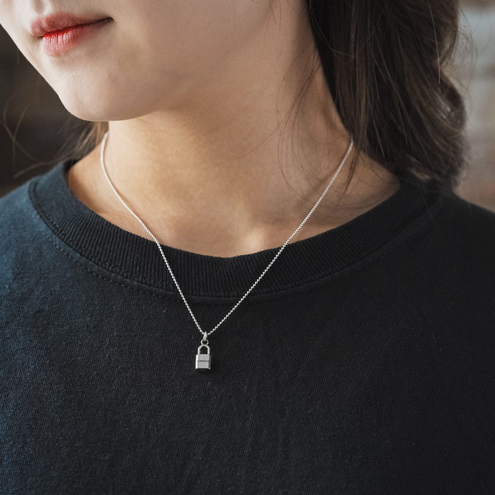 PAIR PENDANT